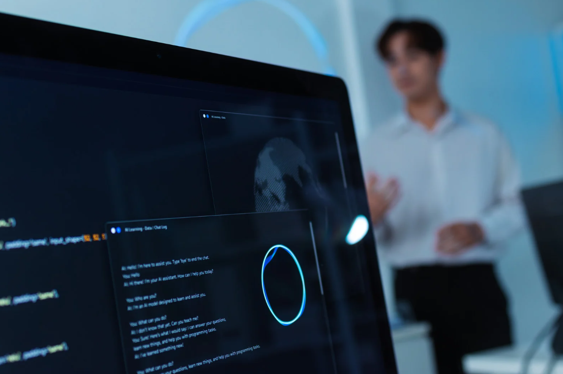 Développeur construisant avec l'API Mistral et un assistant de code